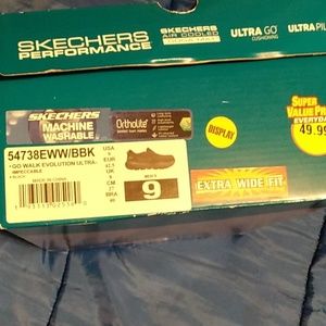 Skechers Go Walk Evolution